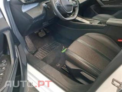 Peugeot 308 1.2 PureTech Allure EAT8