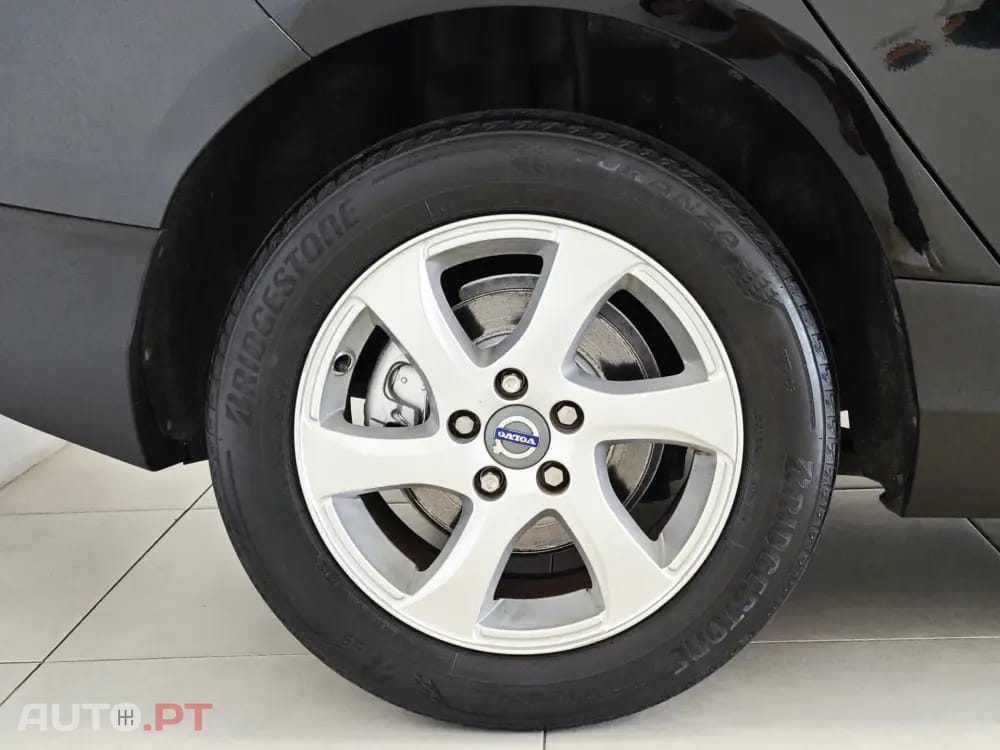 Volvo V40 Cross Country 1.6 D2 Momentum