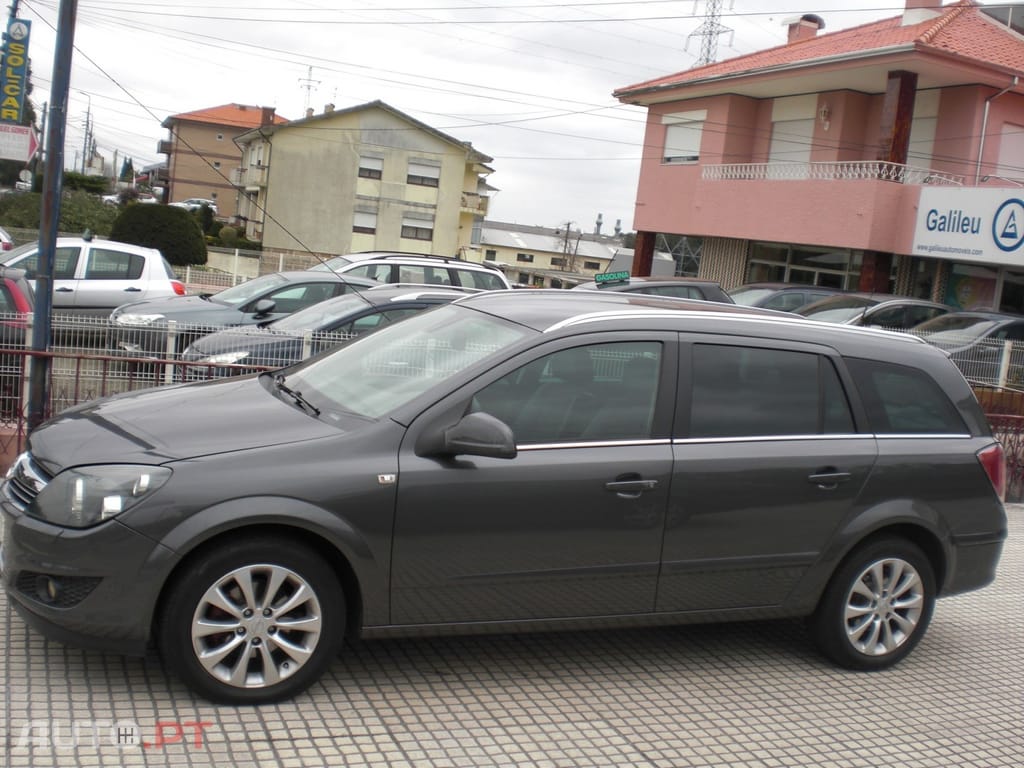 Opel Astra Caravan 1.7 CDTi Cosmo ecoFLEX