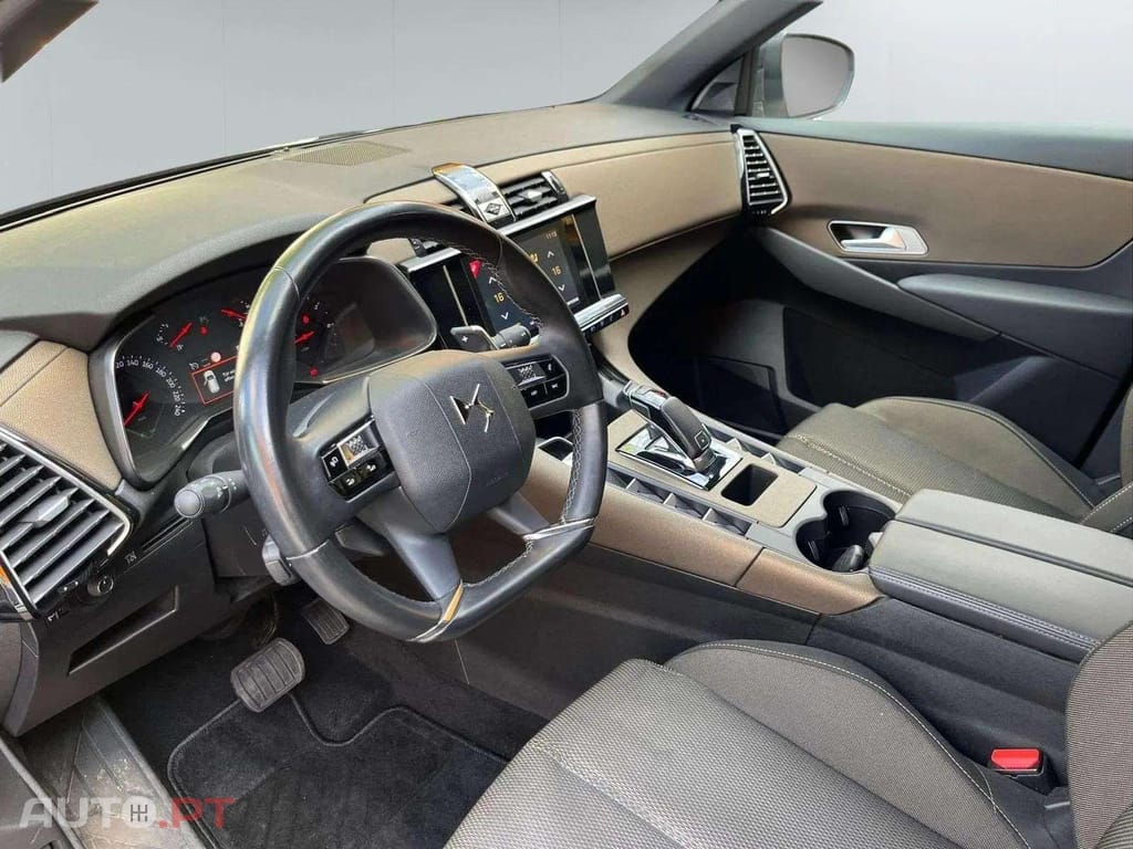 DS DS7 Crossback 1.5 BlueHDI EAT8