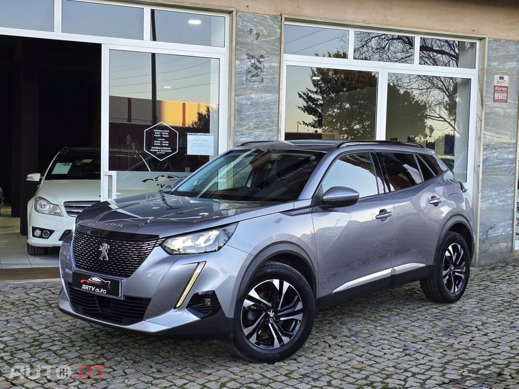 Peugeot 2008 1.5 BlueHDi Allure Pack