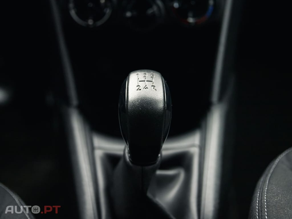 Peugeot 208 1.2 VTi Access