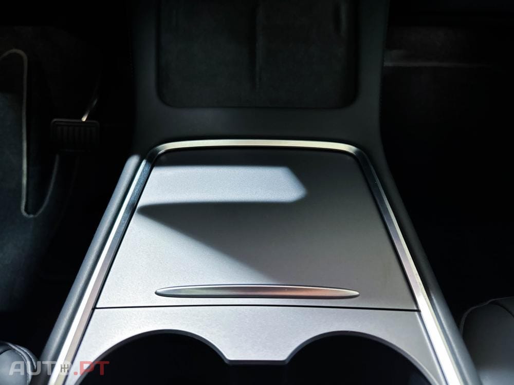 Tesla Model Y Standard