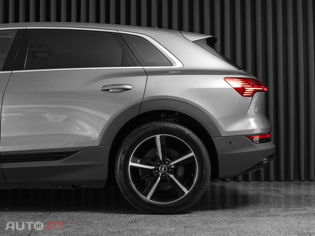 Audi E-Tron 55 quattro Advanced