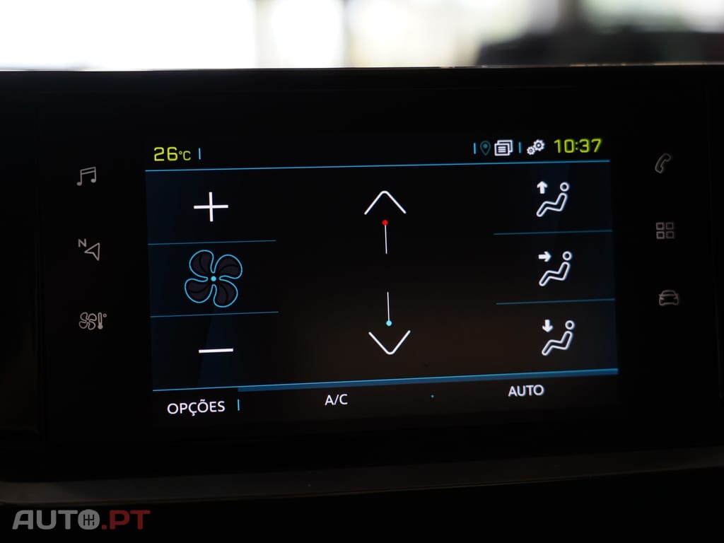 Peugeot E-2008 50 kWh Active