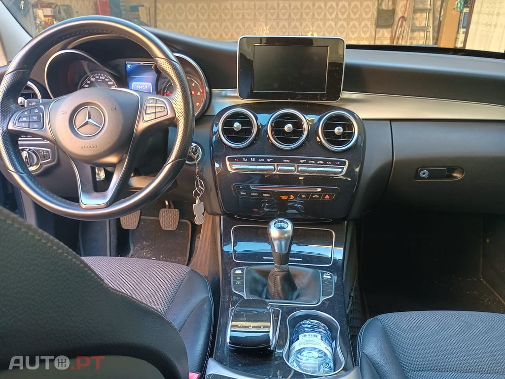 Mercedes-Benz 200 Bluetec