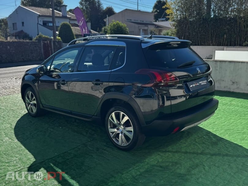 Peugeot 2008 1.2 PureTech Crossway EAT6