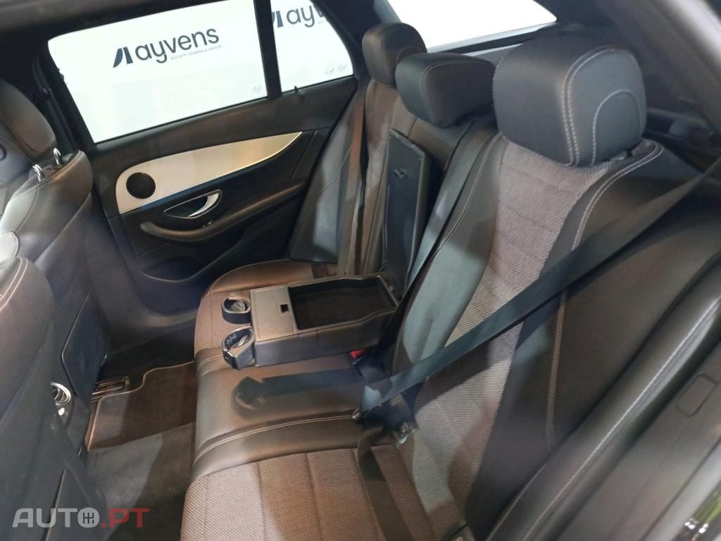 Mercedes-Benz E 300 de Avantgarde