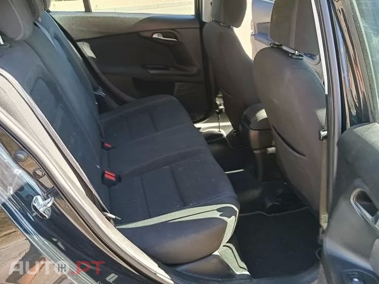 Fiat Tipo 1.3 M-Jet Lounge