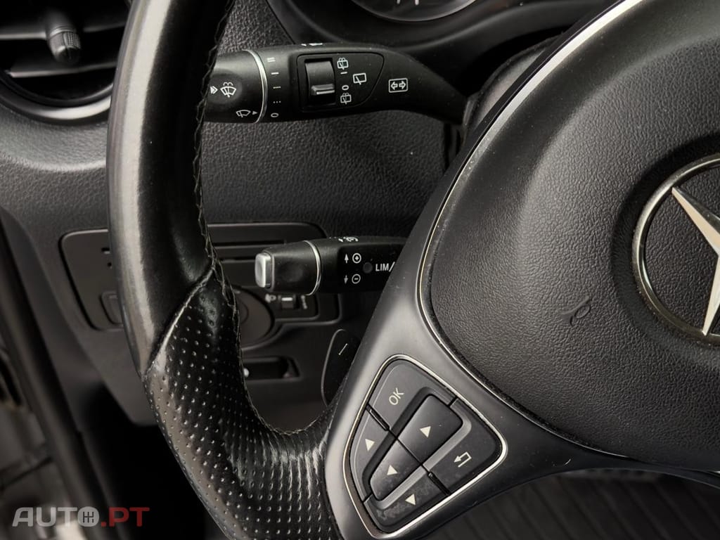 Mercedes-Benz Vito 9 LUGARES