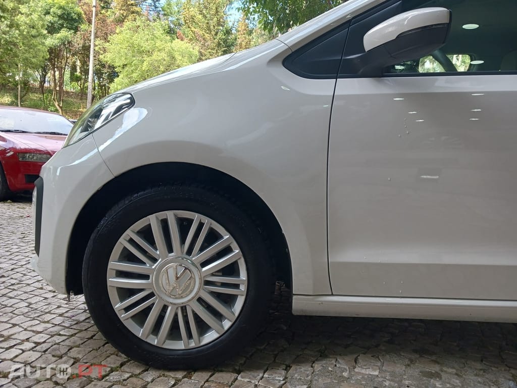 Volkswagen Up! 1.0 BMT Move Auto