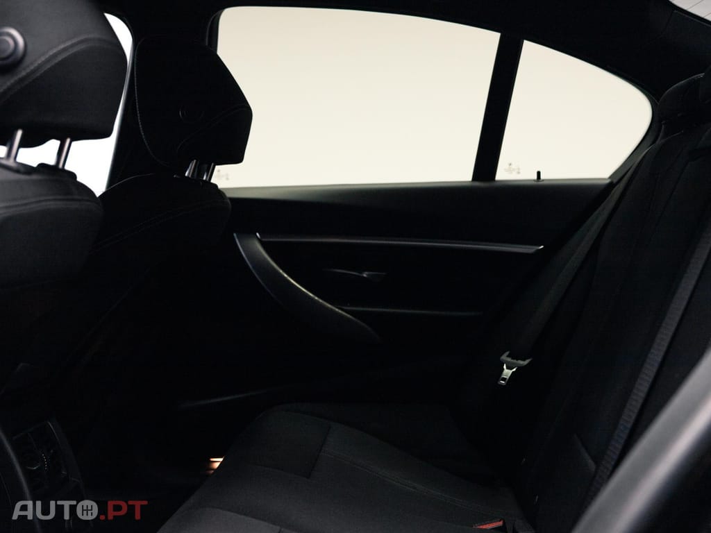 BMW 330 e iPerformance Line Sport