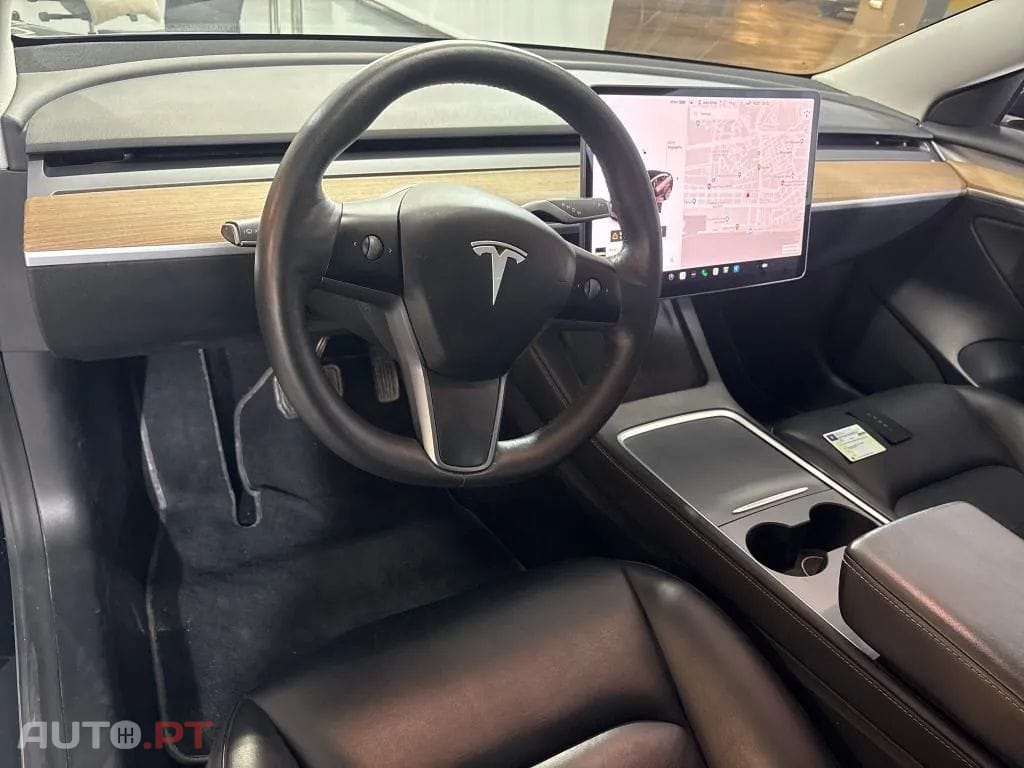 Tesla Model 3 Long-Range Dual Motor AWD