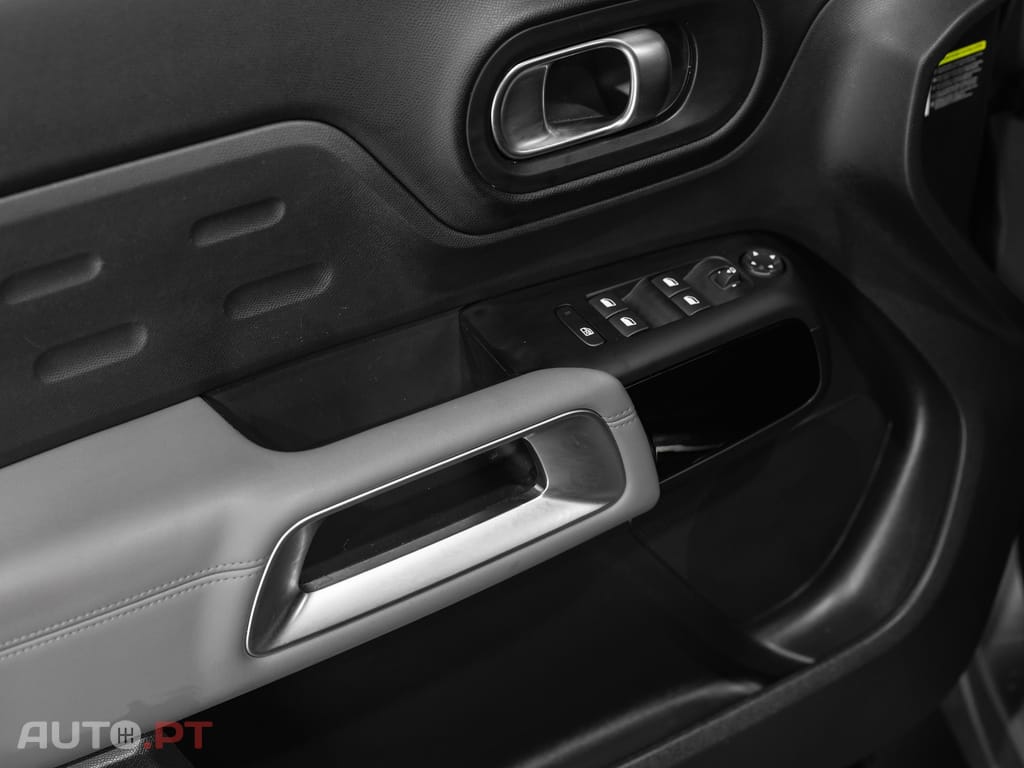 Citroen C5 Aircross 1.6 PureTech Shine J19 EAT8