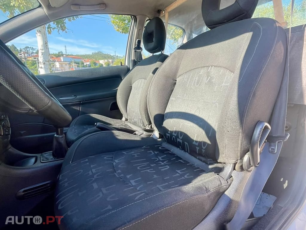 Peugeot 206 2.0 HDi XA