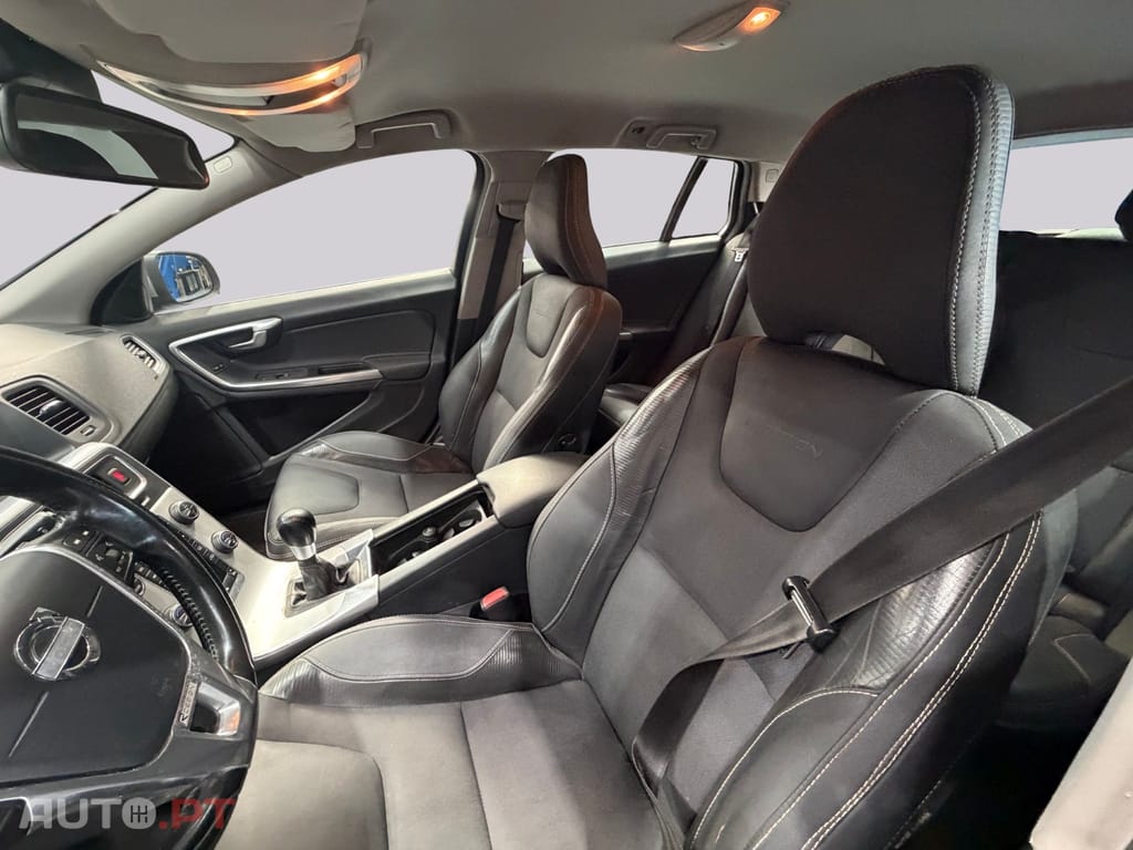 Volvo V60 1.6d  R-design