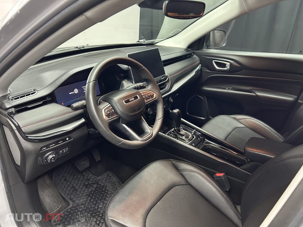 Jeep Compass 1.3 TG 4Xe Trailhawk