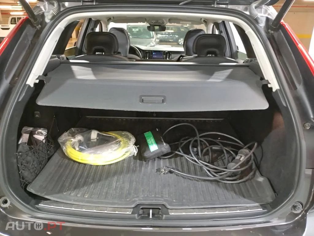 Volvo XC60 2.0 T6 PHEV Inscription Expression AWD