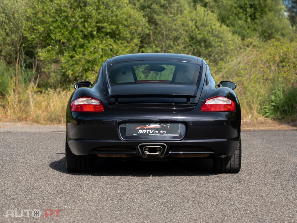 Porsche Cayman 2.7