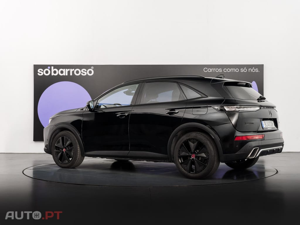 DS DS7 Crossback E-Tense Performance Line EAT8