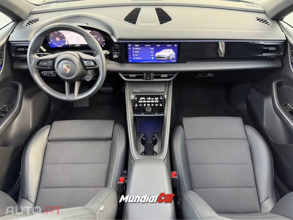 Porsche Macan Electric 4