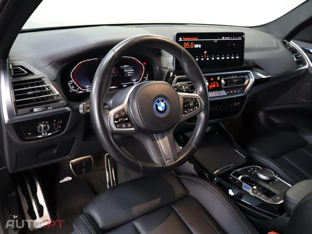 BMW iX3 M Sport Impressive