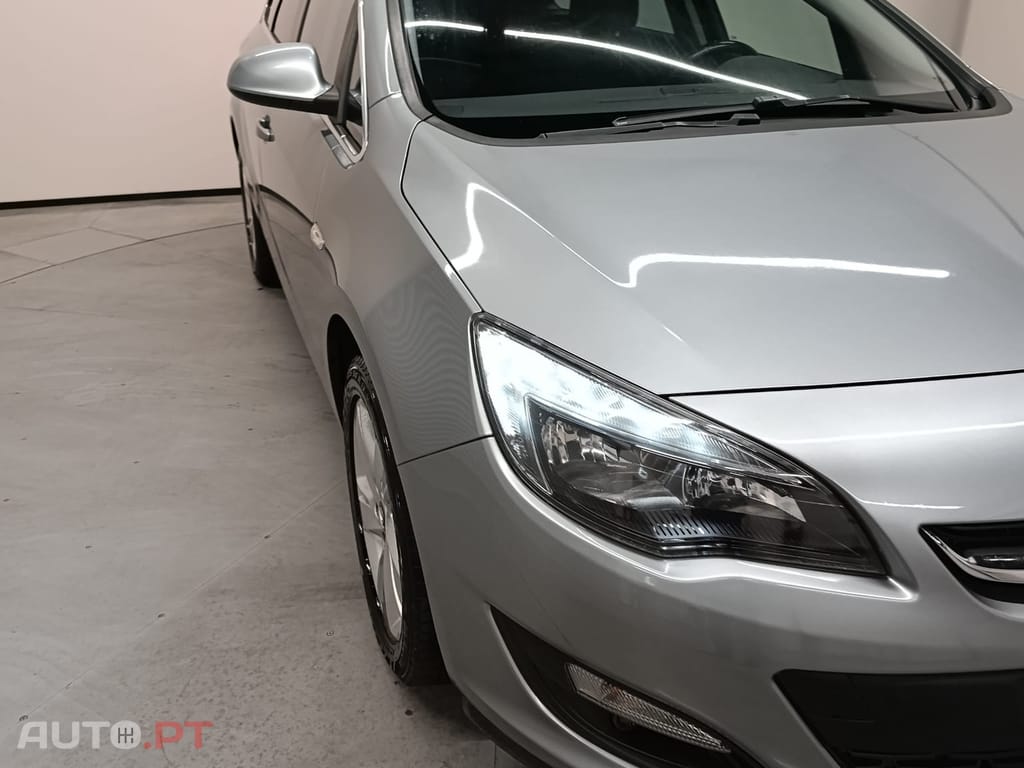 Opel Astra Caravan 1.6 CDTI EXECUTIVE