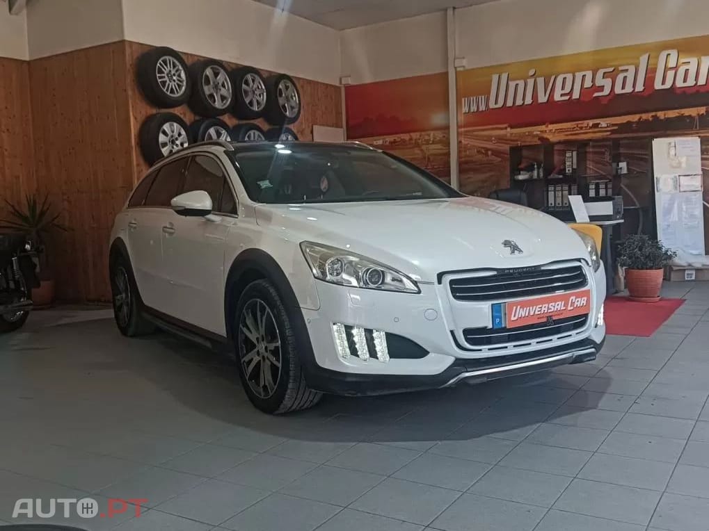 Peugeot 508 RXH 2.0 HDi Hybrid4 2-Tronic 104g