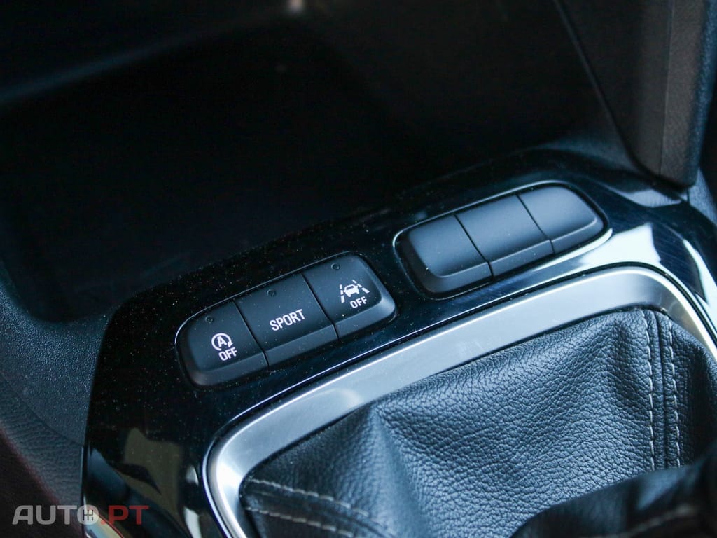 Opel Corsa 1.2 T GS Line