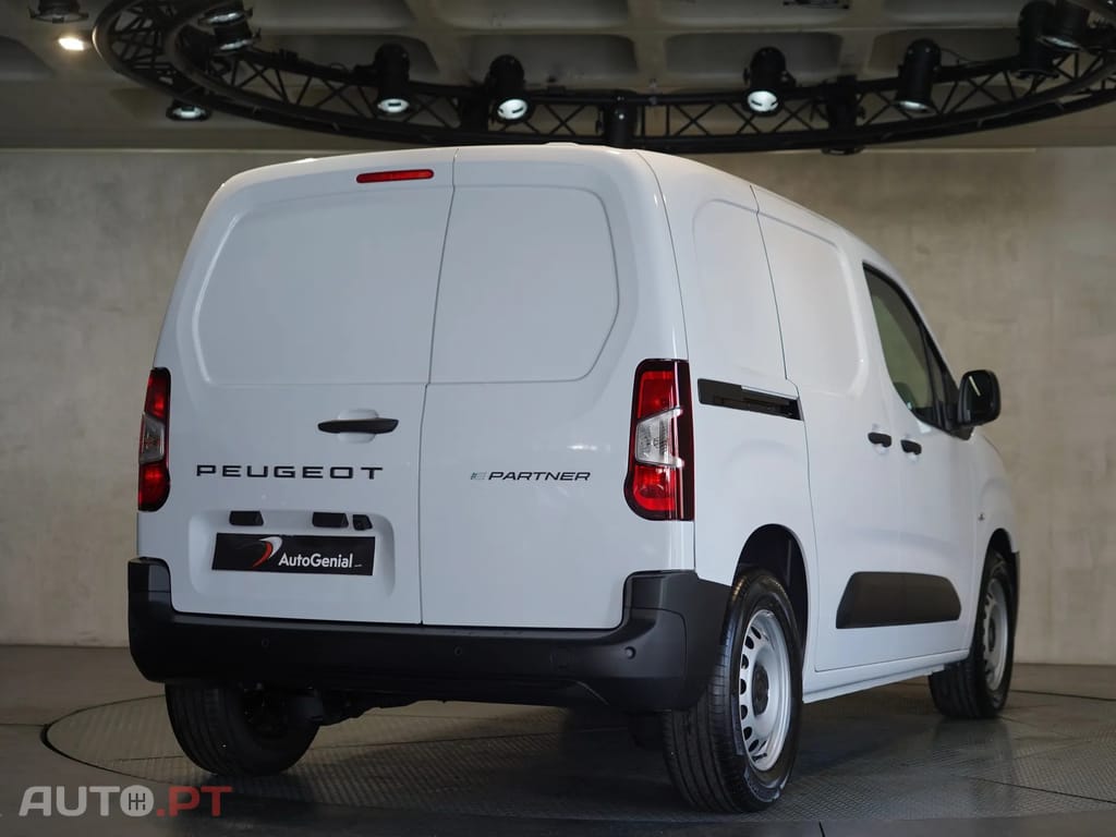 Peugeot E-Partner 50 kWh M Standard