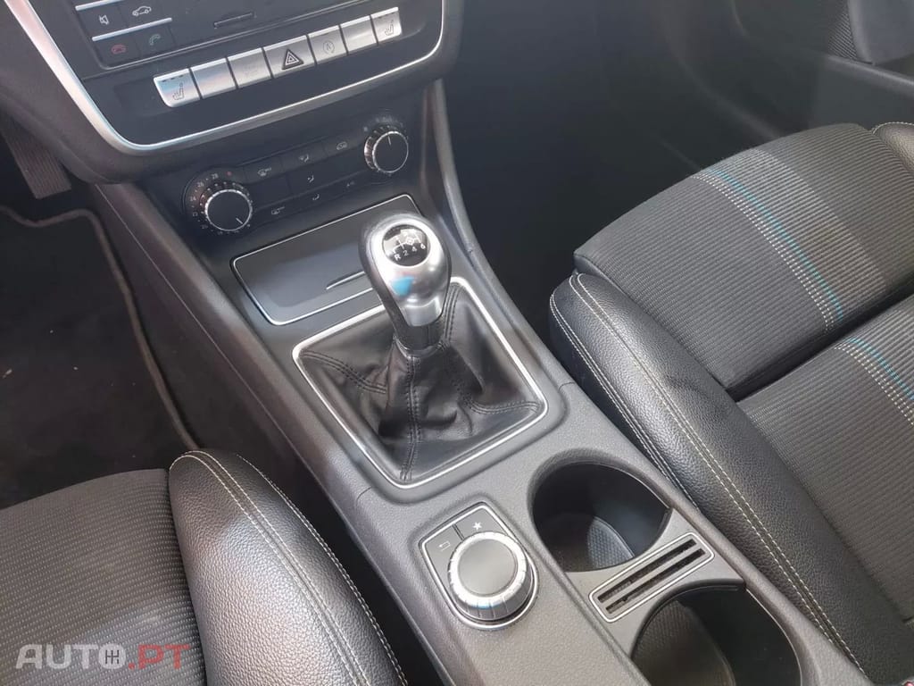 Mercedes-Benz CLA 180 d Urban