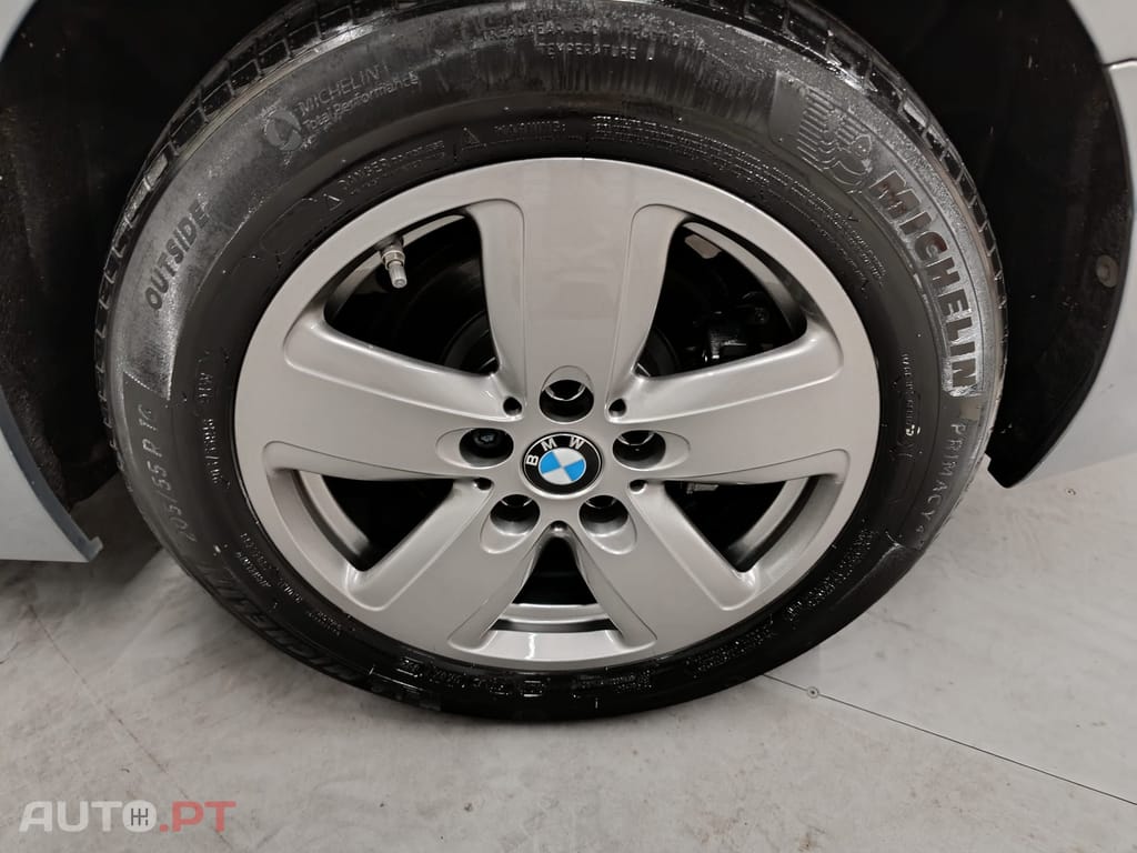 BMW 216 d Auto 