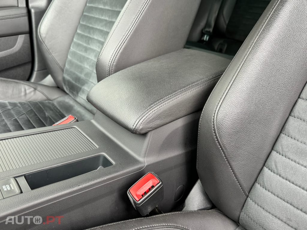 Volkswagen Passat 2.0 TDI R-Line DSG