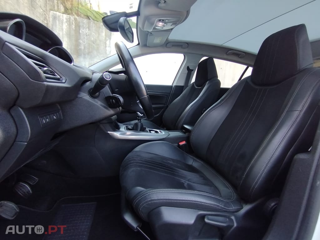 Peugeot 308 PureTech 130 Allure