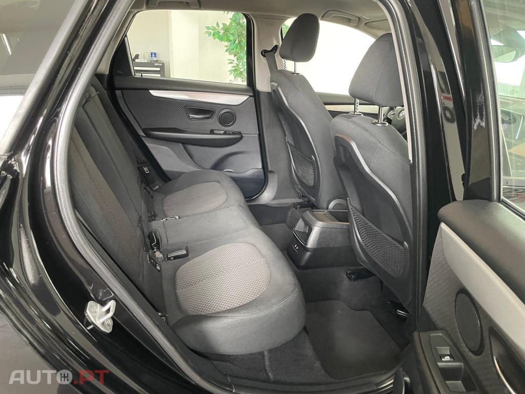 BMW 216 d Line Luxury