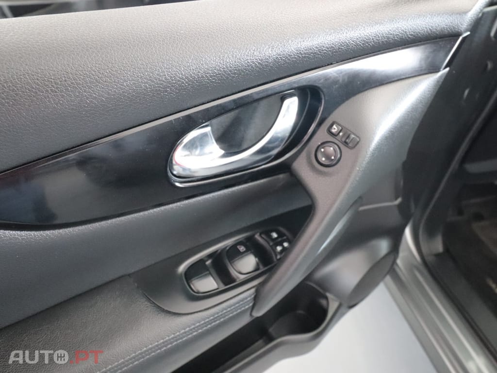 Nissan Qashqai 1.5 dCi Tekna Premium A+C
