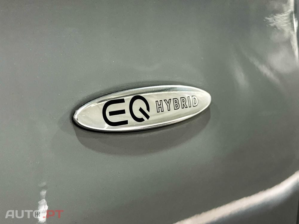 Mercedes-Benz E 300 e 9G-TRONIC AMG Line