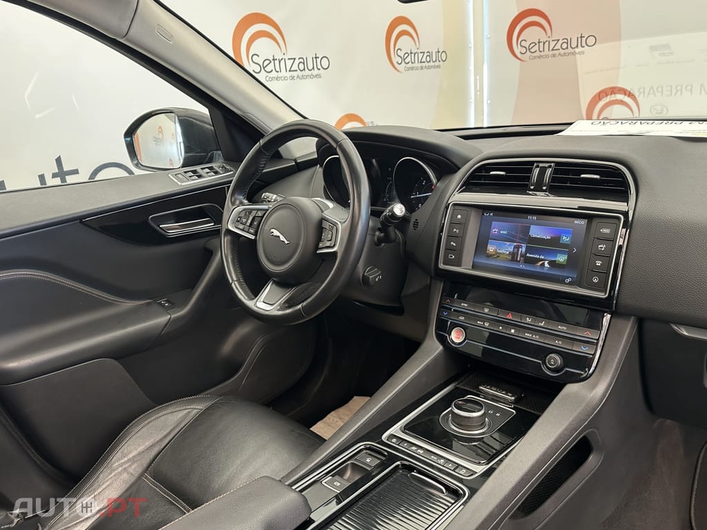 Jaguar F-Pace D200 AWD SE