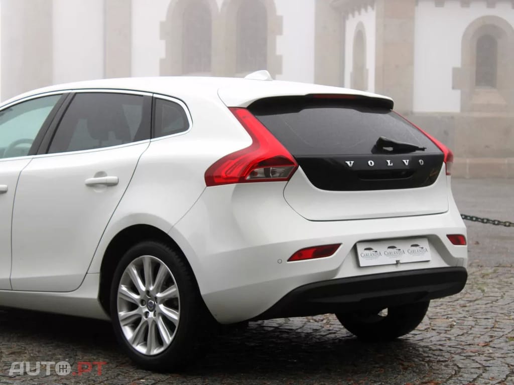 Volvo V40 1.6 D2 Momentum Eco