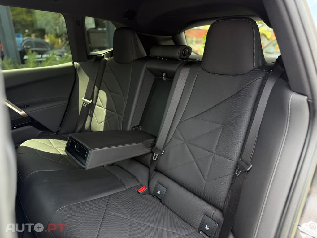 BMW iX xDrive 40 Pack Desportivo