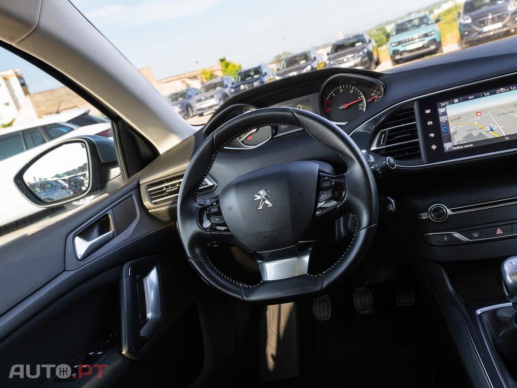 Peugeot 308 SW 1.6 BlueHDi Allure J17