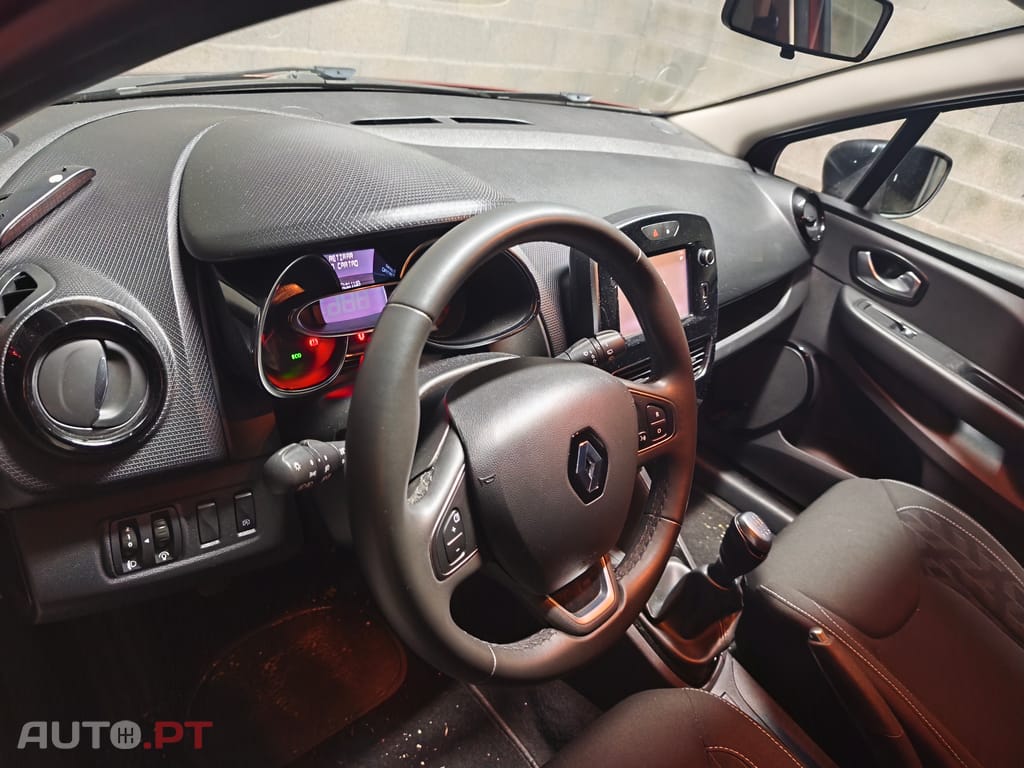 Renault Clio Sport Tourer Limited