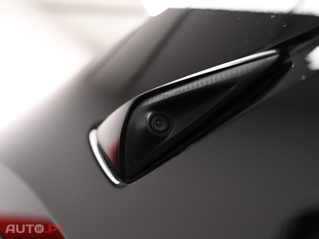 Tesla Model Y Tração Traseira