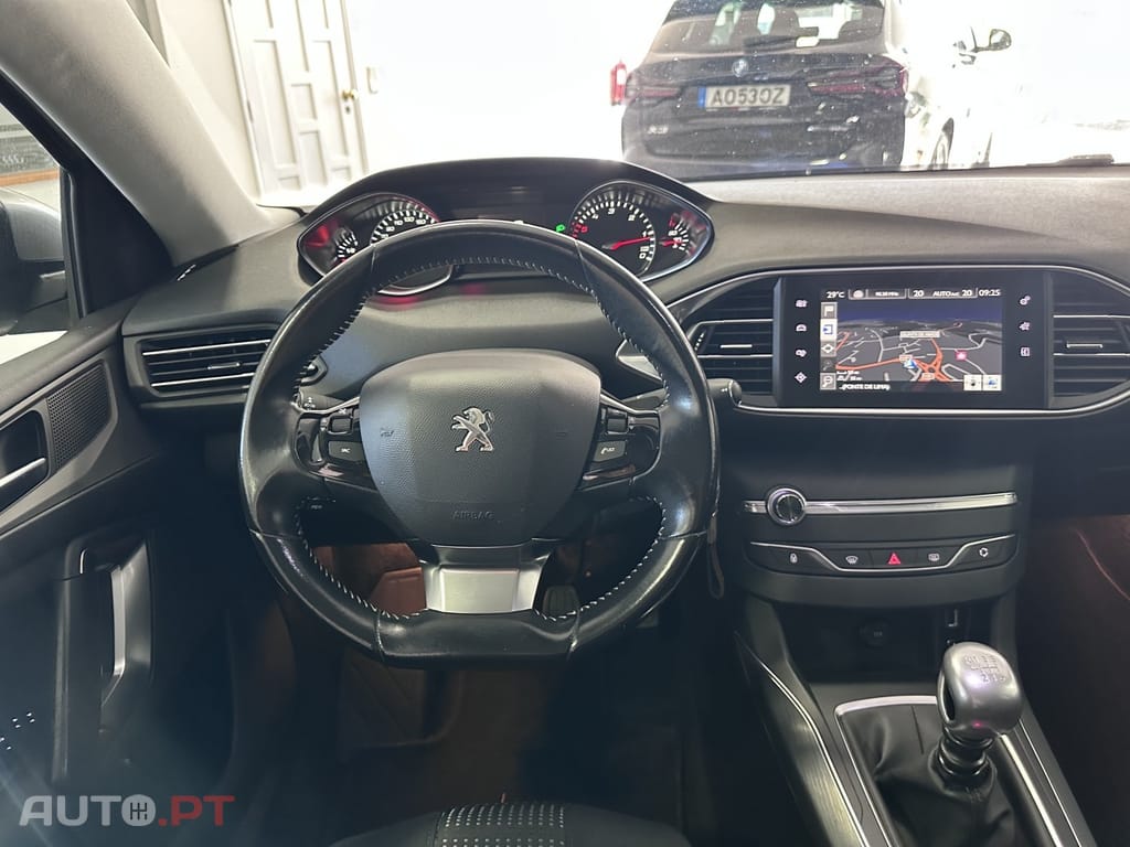 Peugeot 308 SW 1.6 BlueHDi Allure J17
