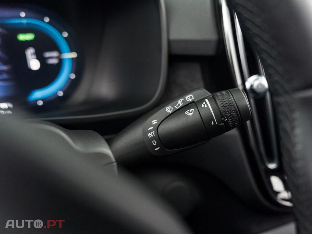 Volvo EX40 82 kWh Single Motor Extended Range Core