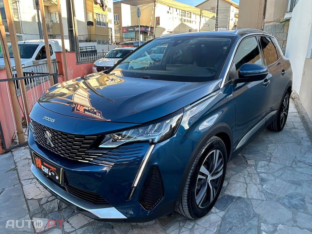 Peugeot 3008 1.6 Hybrid Allure e-EAT8