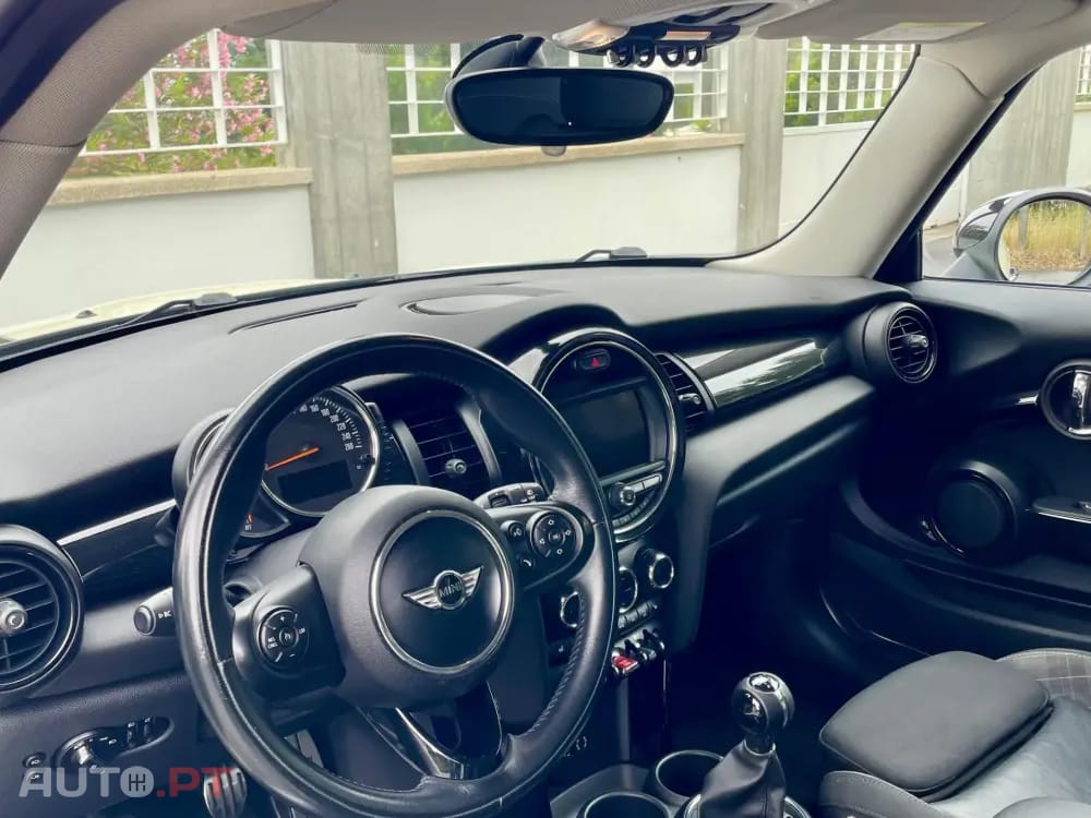 MINI Cooper D