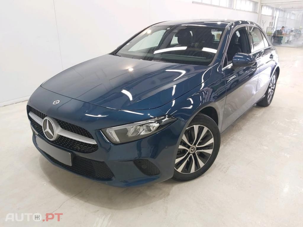Mercedes-Benz A 250 e Style Plus