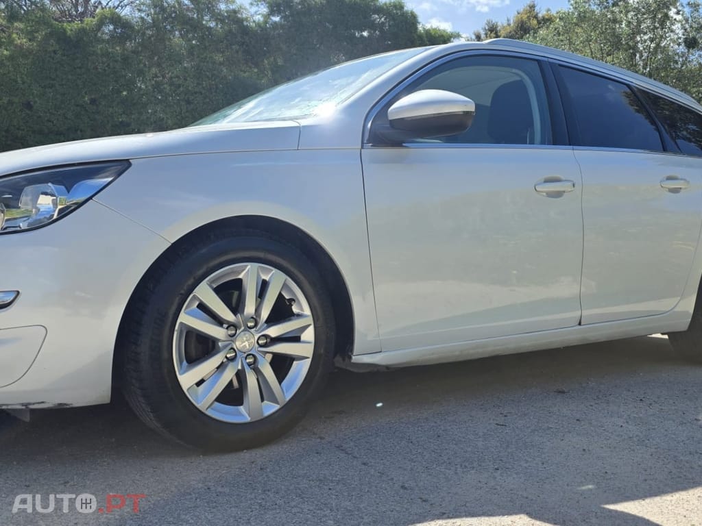 Peugeot 308 1.6 BlueHDi Style