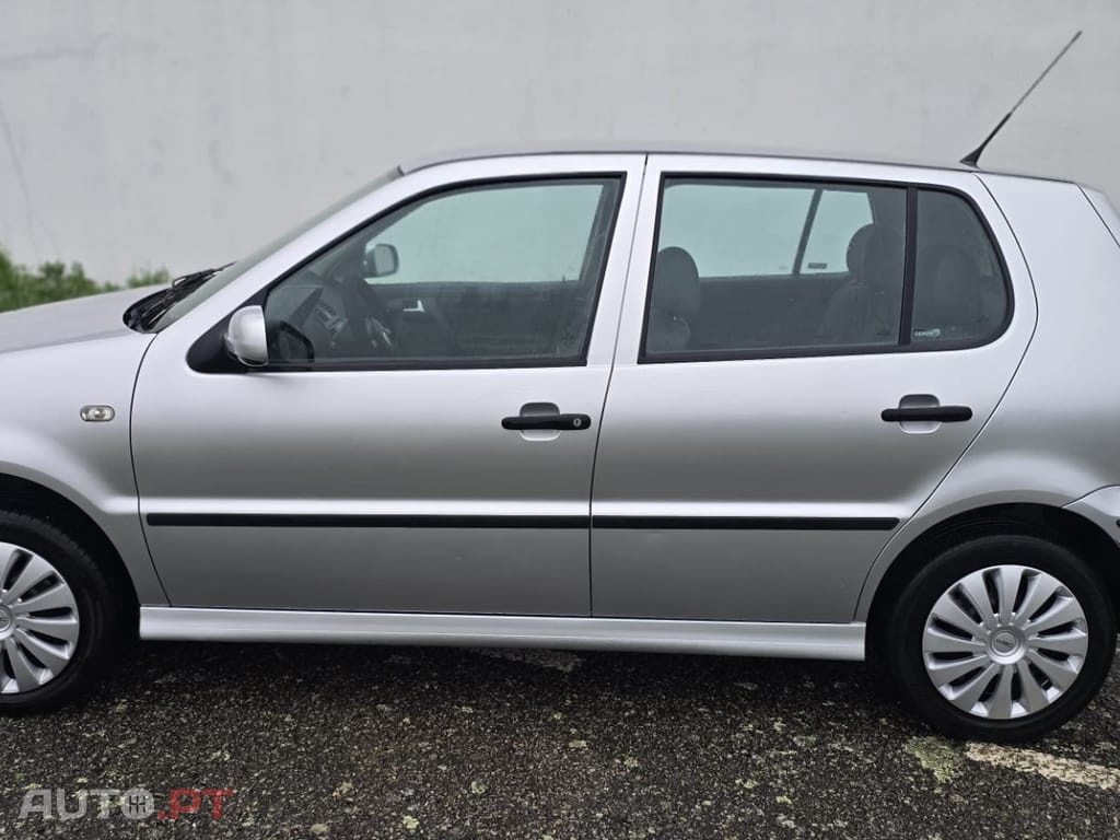 Volkswagen Polo 1.4 TDi Confortline AC